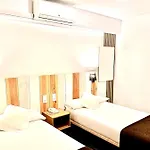 Arriadh Πανσιόν