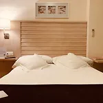 Arriadh Πανσιόν