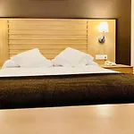 Arriadh Πανσιόν